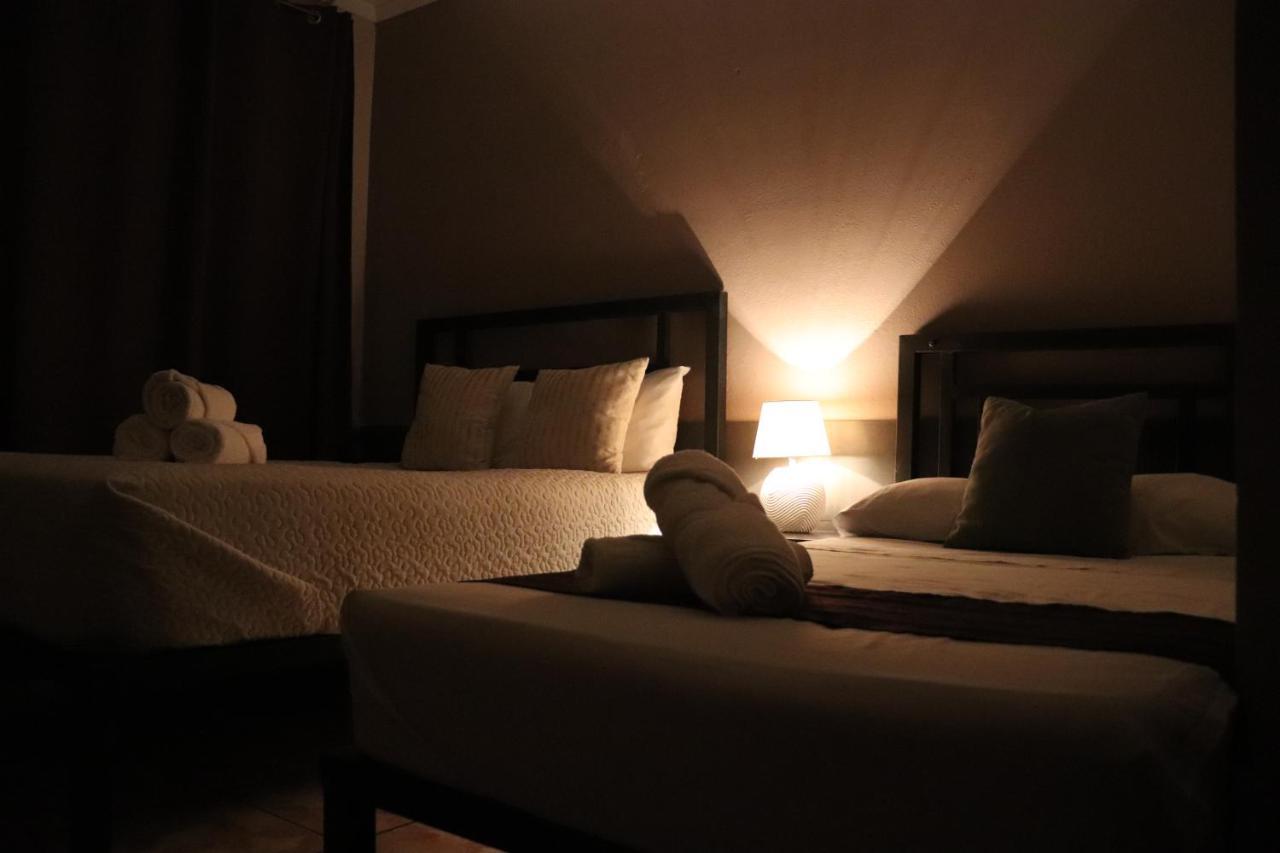 Hotel Casa Aura Cartago Exteriör bild